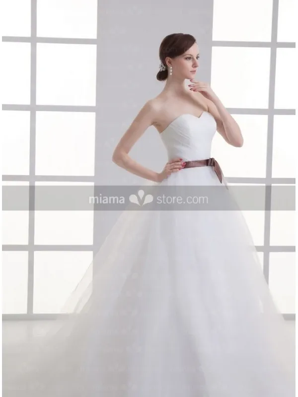 ANNABELLE - A-line Sweetheart Chapel train Tulle Wedding dress