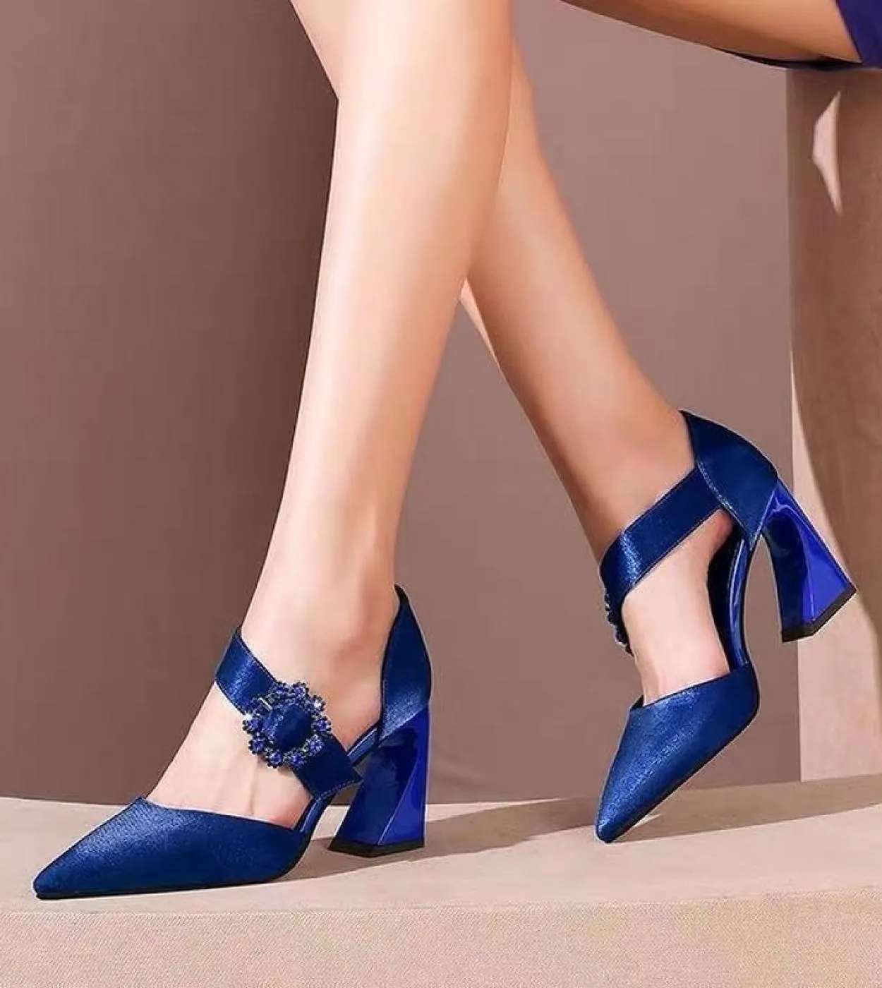 Blue Crystal Buckle Banquet Pumps Women Shoe Silk Pointed Toe Shoes Woman Elegant High Heels Wedding Shoeswomens Sandal