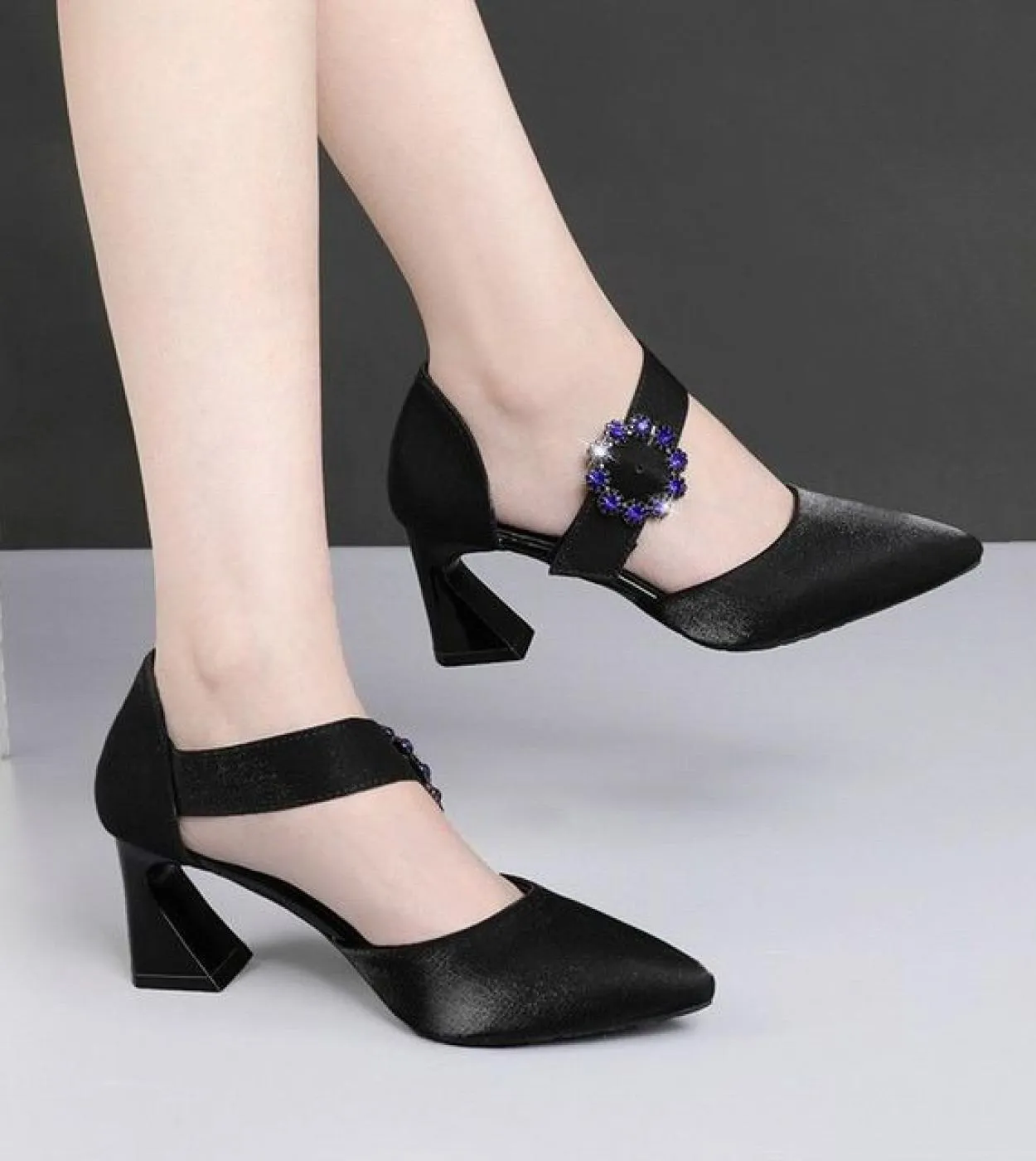 Blue Crystal Buckle Banquet Pumps Women Shoe Silk Pointed Toe Shoes Woman Elegant High Heels Wedding Shoeswomens Sandal