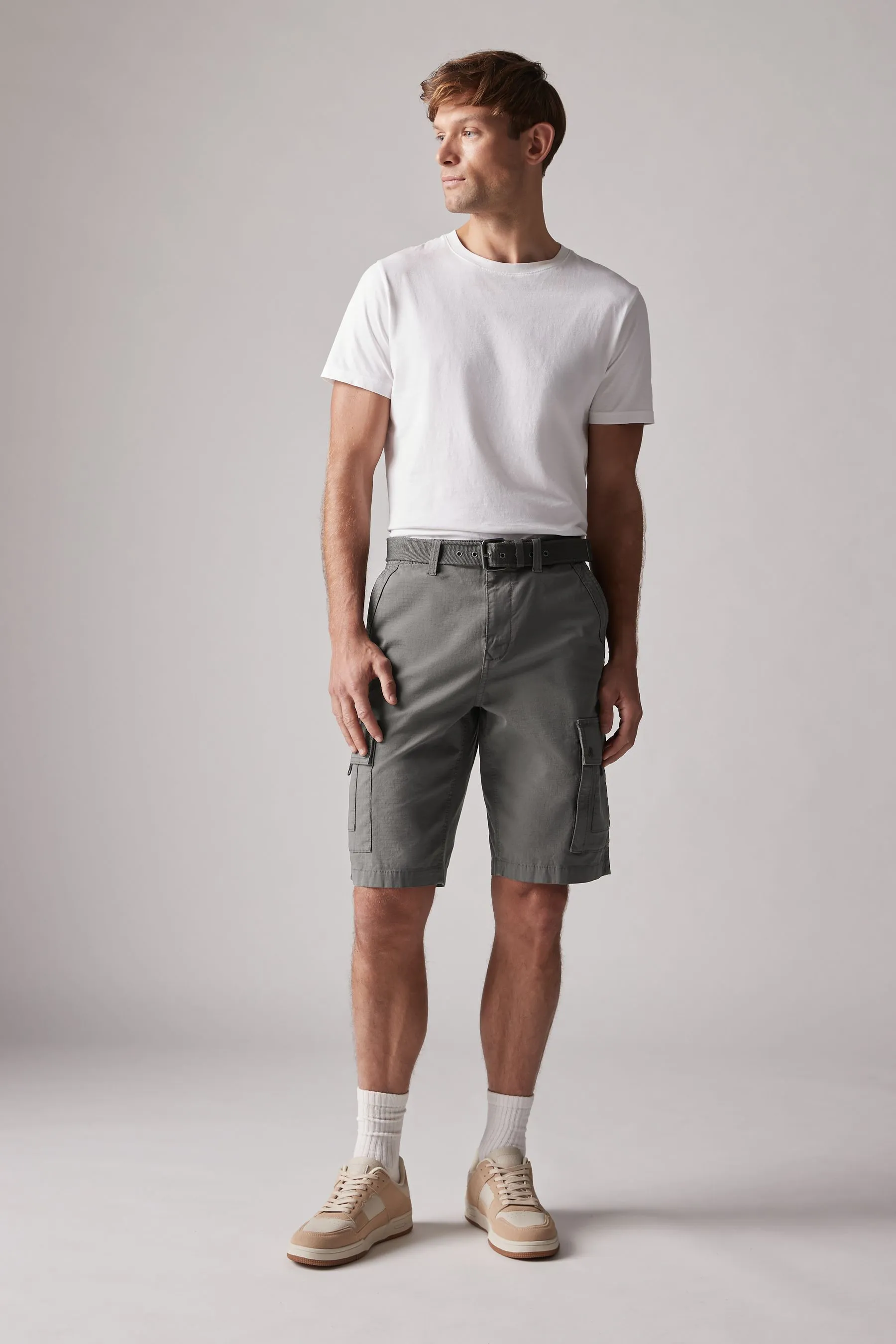 Pantaloncini cargo con cintura    