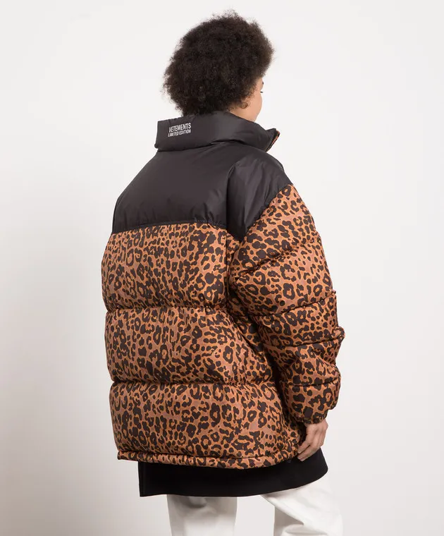 Vetements Piumino in stampa leopardata con logo UE54JA120L